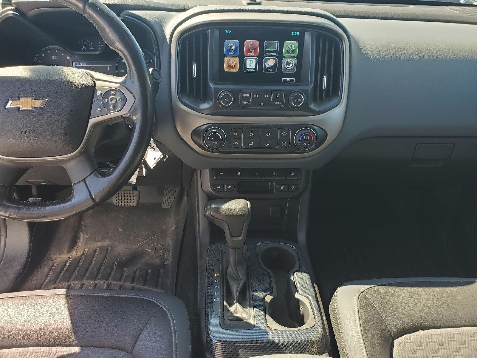 Used 2016 Summit White Chevrolet 4WD Z71 image 13