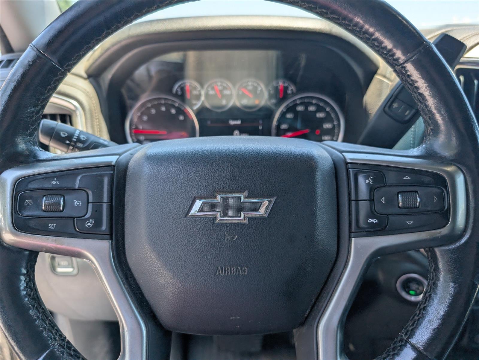 Used 2021 SATIN STEEL METALLIC Chevrolet LT Trail Boss image 24