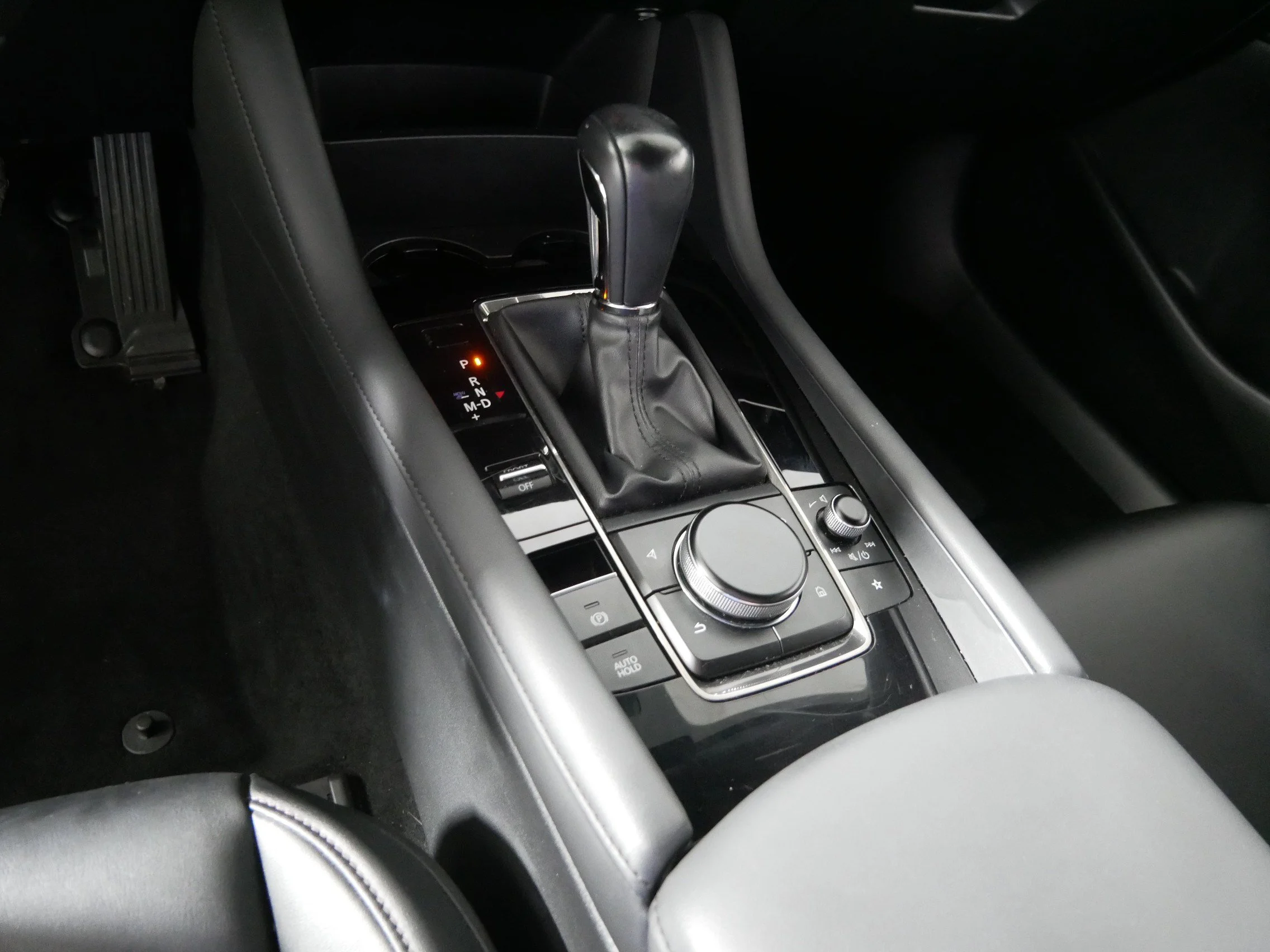 Used 2019 Machine Gray Metallic Mazda  image 24