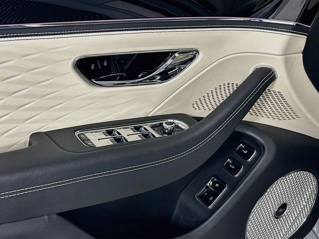 2026 Bentley Flying Spur Azure - Photo 18