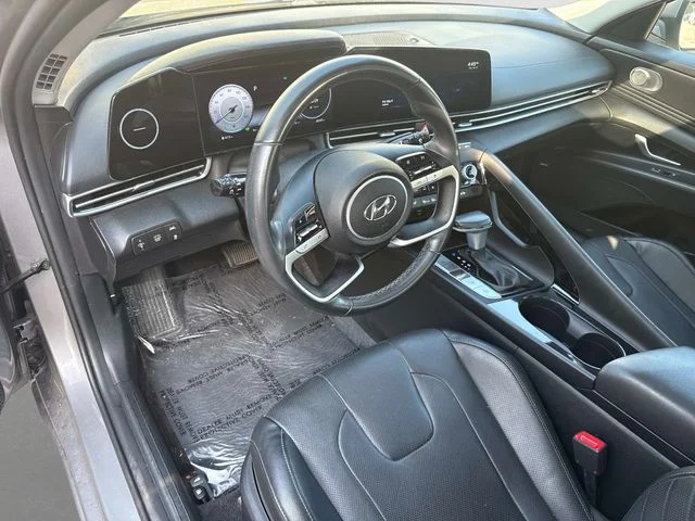 Used 2022 Silver Hyundai Limited image 13