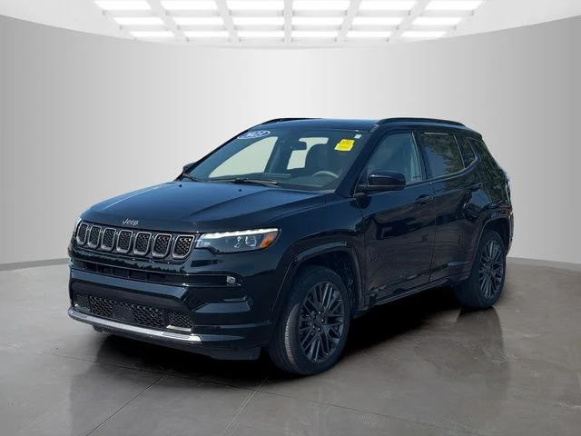 Certified Used 2023 Black Jeep Limited image 3