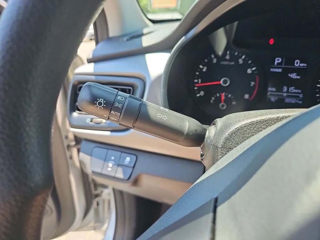 Used 2023 Silver Kia LX image 25