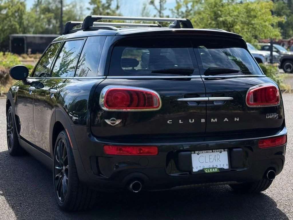 Used 2017 Black MINI Clubman image 3