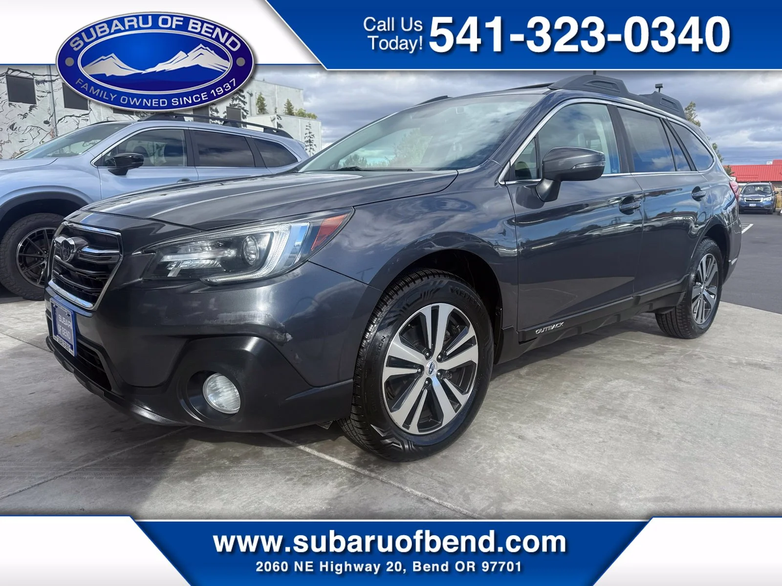 Used 2018 Gray Metallic Subaru 2.5i image 1