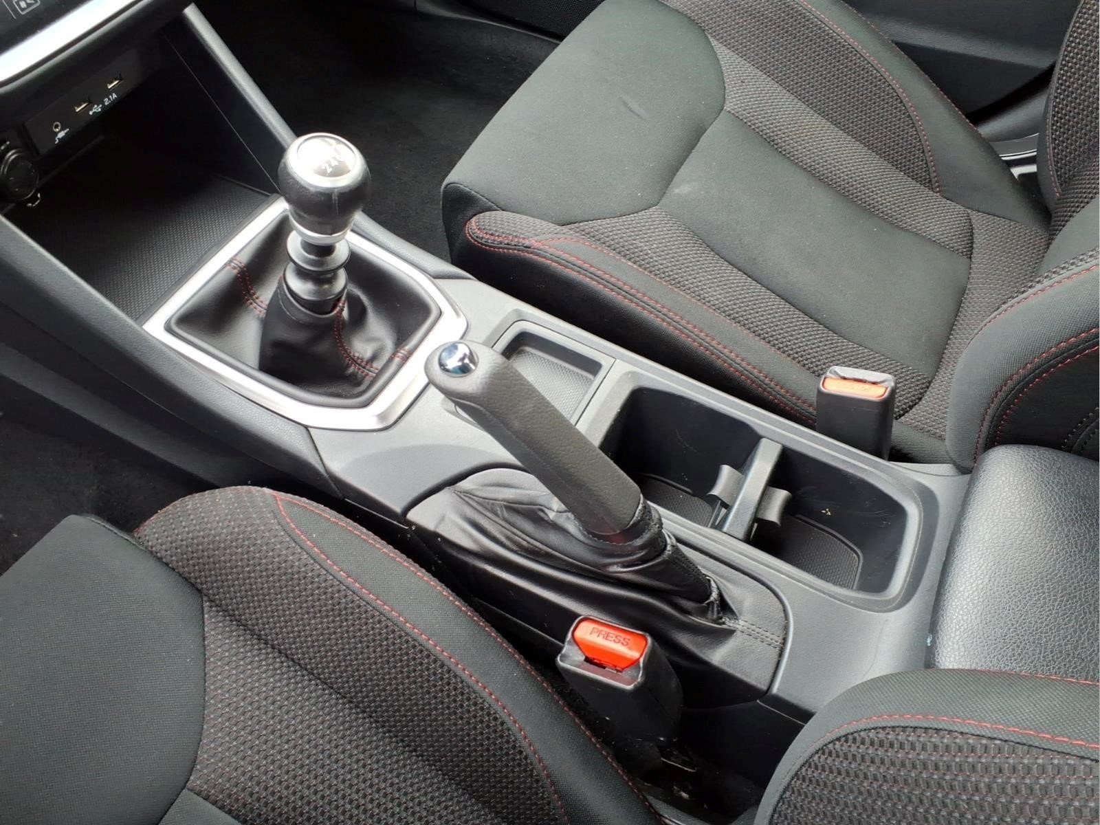 Used 2023 Magnetite Gray Metallic Mg2 Subaru Premium image 10