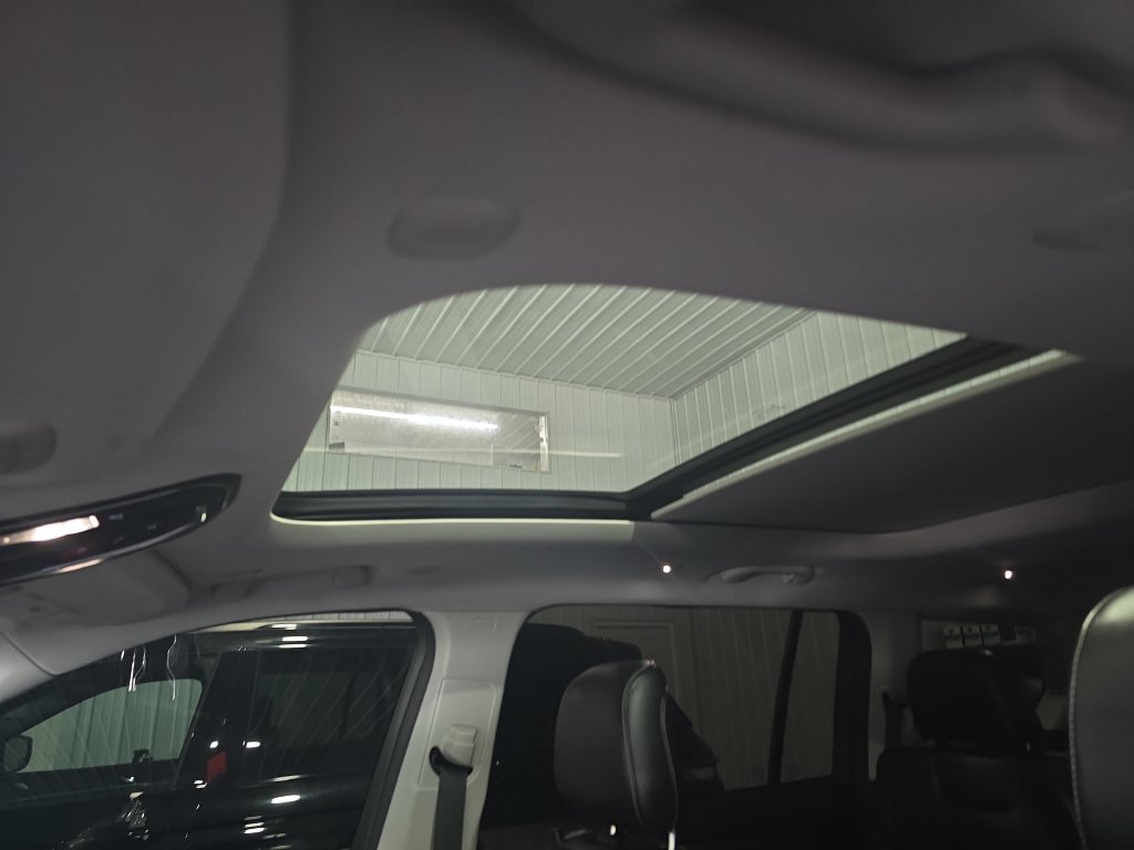 Used 2021 Gray Jeep Limited image 23