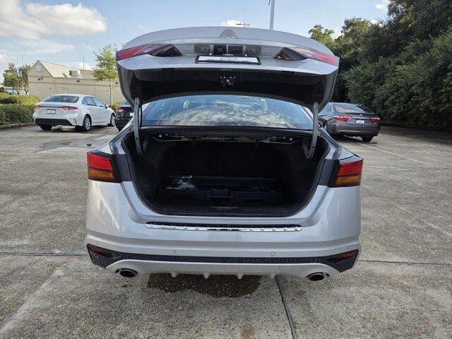 Used 2021 Brilliant Silver Metallic Nissan 2.5 SL image 30
