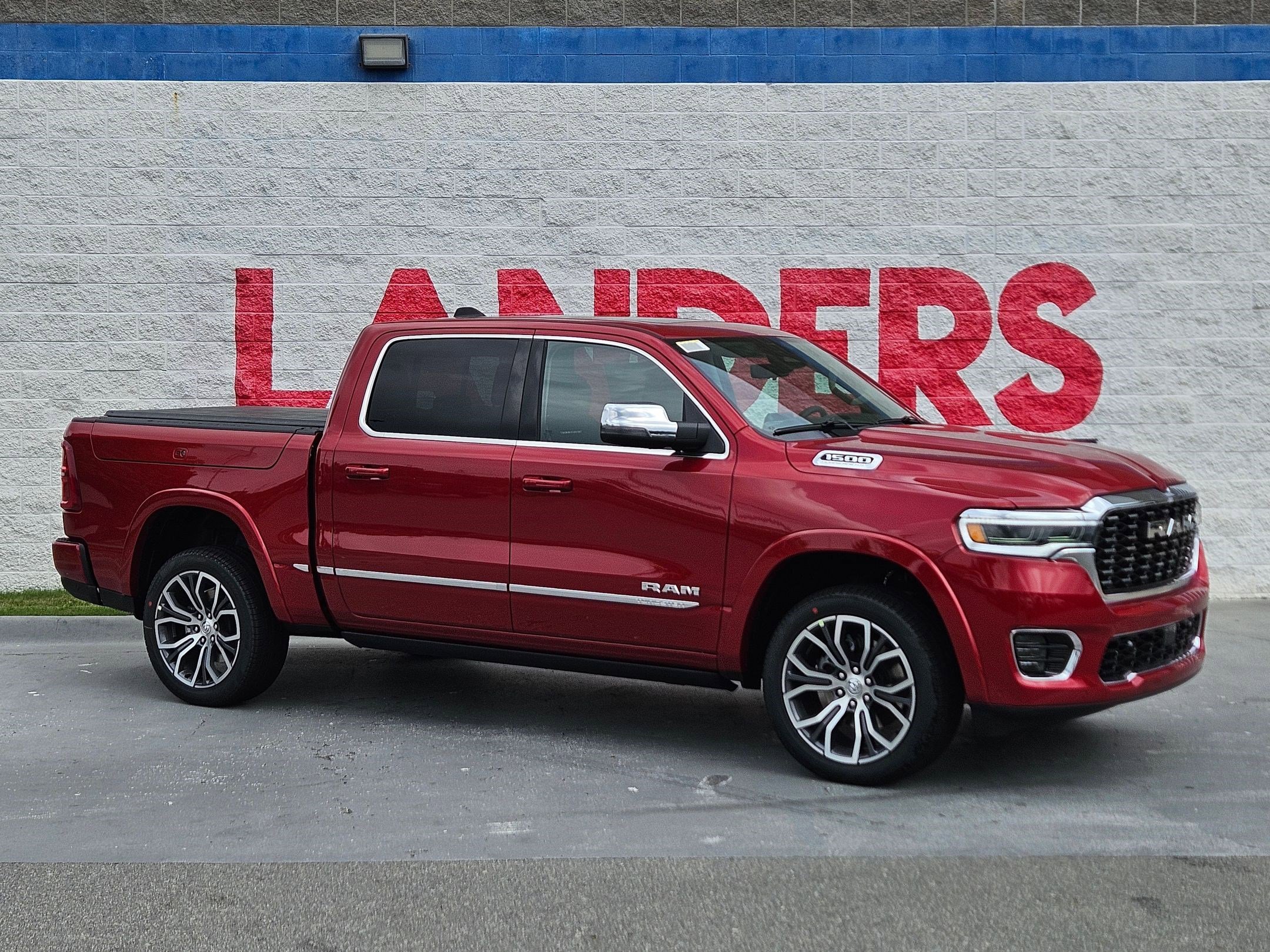 2026 RAM 1500 Tungsten 4x4 Crew Cab 5'7's photo