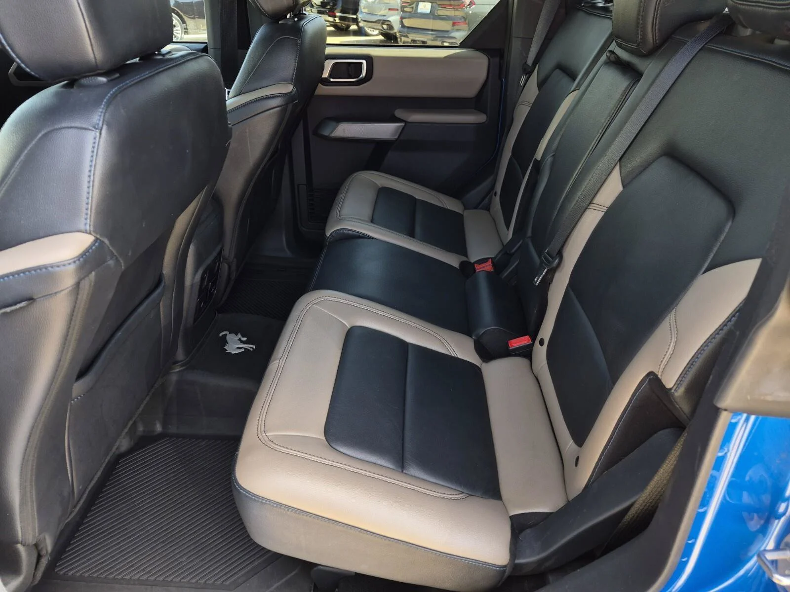 Used 2022 Velocity Blue Metallic Ford Wildtrak image 17