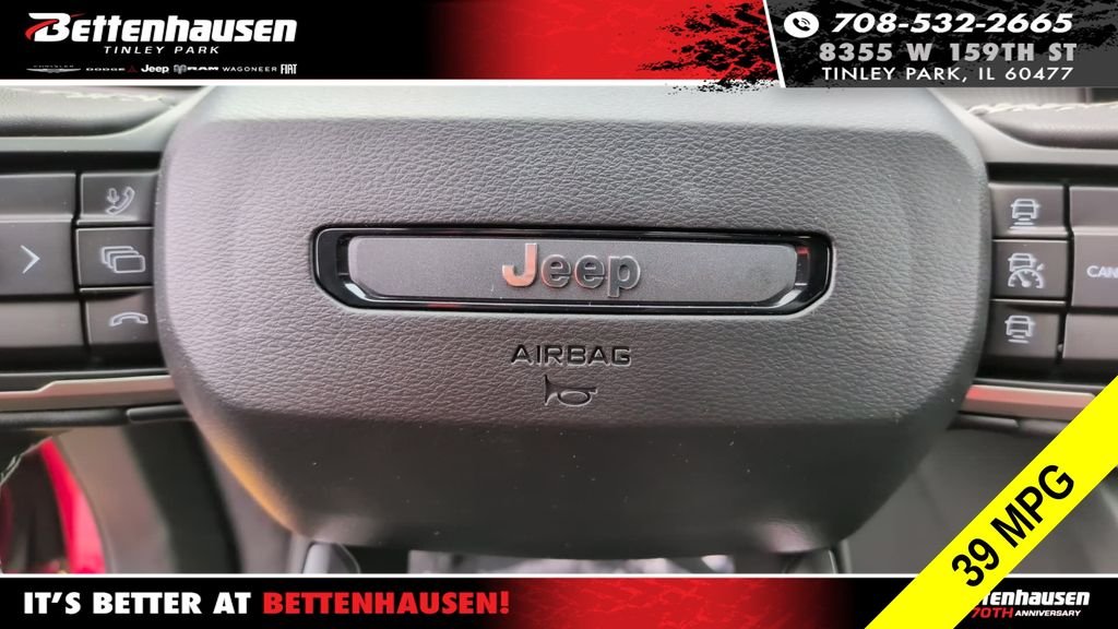New 2026 Red Hot Pearl-Coat Exterior Paint Jeep Limited image 17