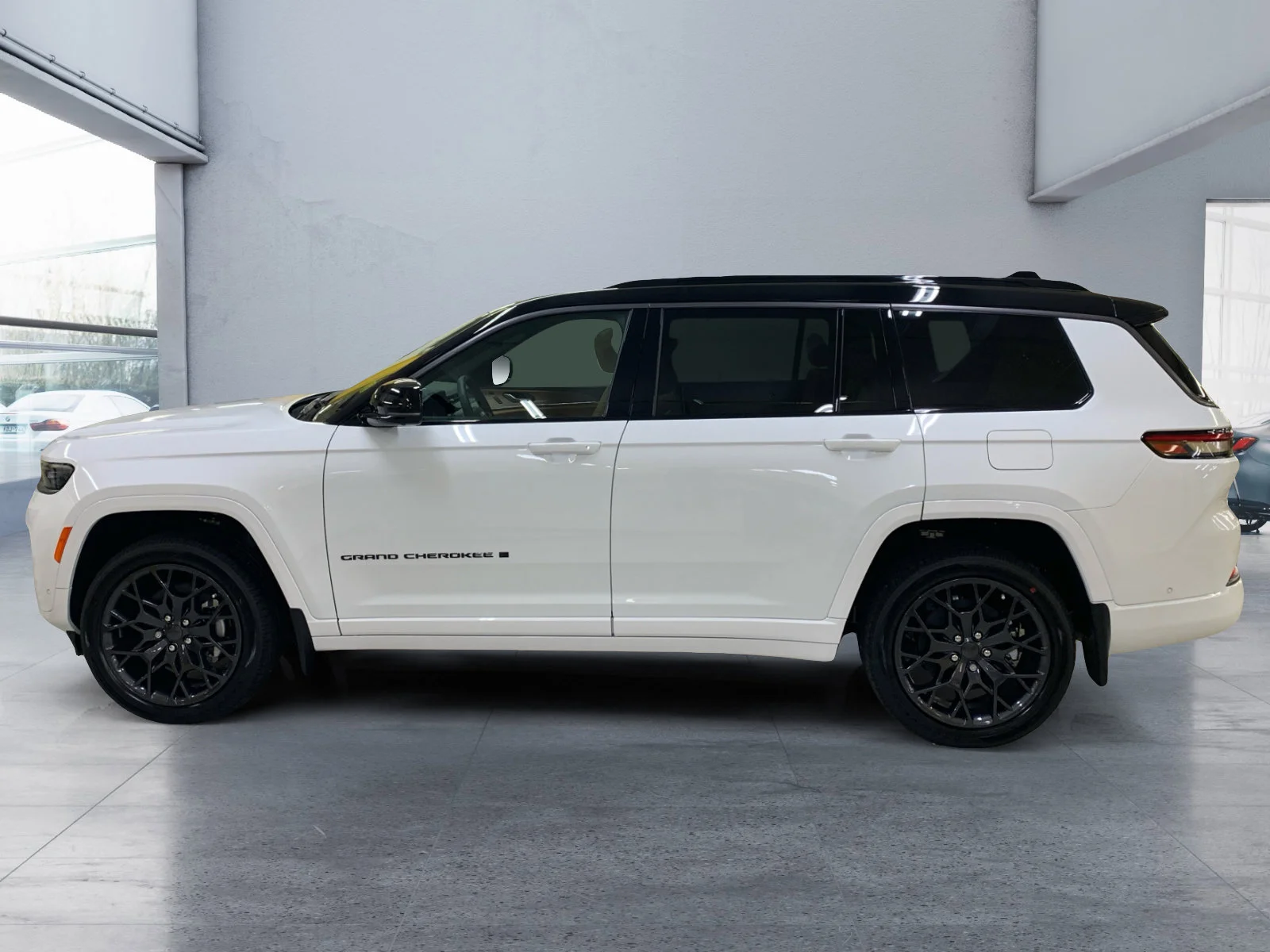 New 2026 Bright White Jeep Summit image 2