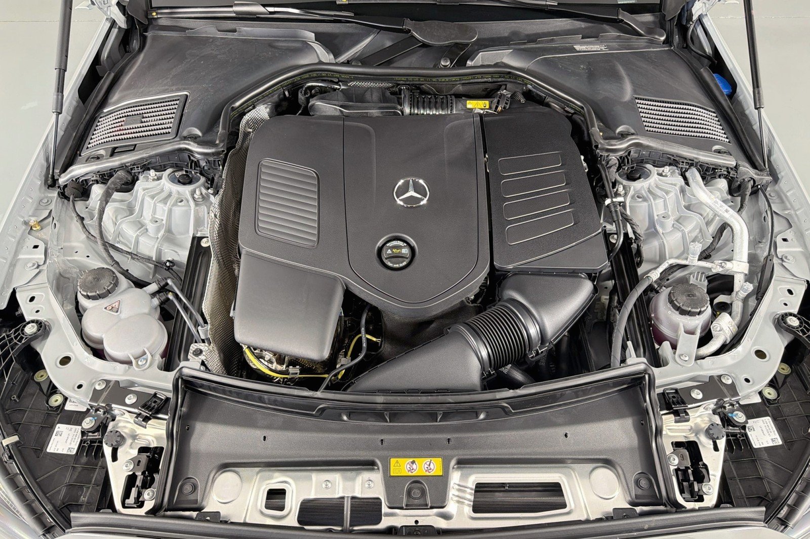 New 2026 MANUFAKTUR Alpine Grey Mercedes-Benz C 300 Sedan image 10