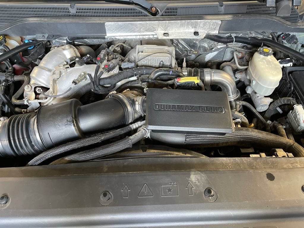 Used 2017 PEPPERDUST METALLIC Chevrolet High Country image 10
