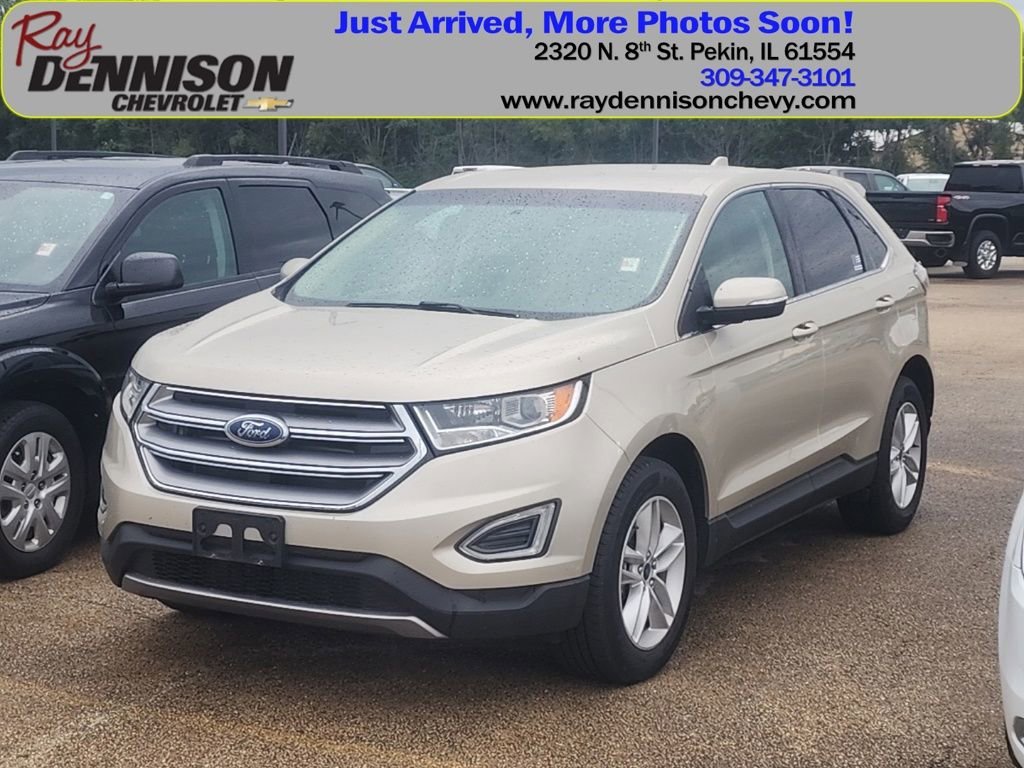 Used 2017 White Ford SEL image 1