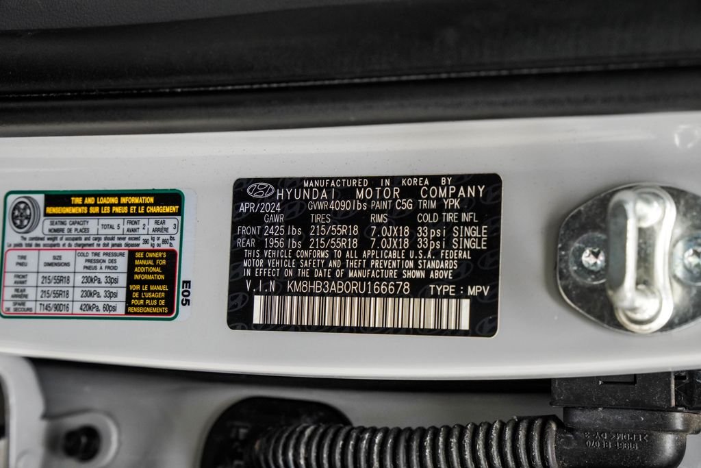 Used 2024 Gray Hyundai SEL image 43