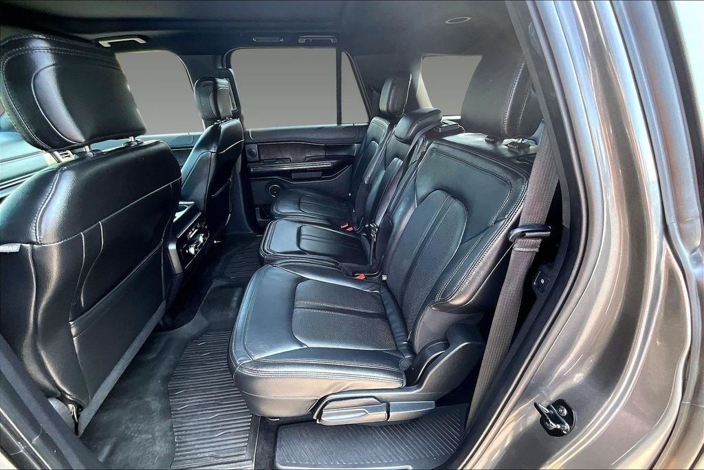 Used 2018 Magnetic Ford Limited image 15