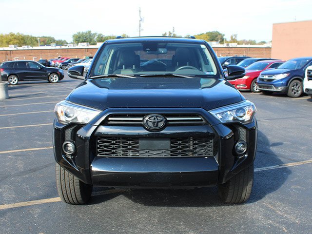 Certified Used 2021 Midnight Black Metallic Toyota SR5 Premium image 3