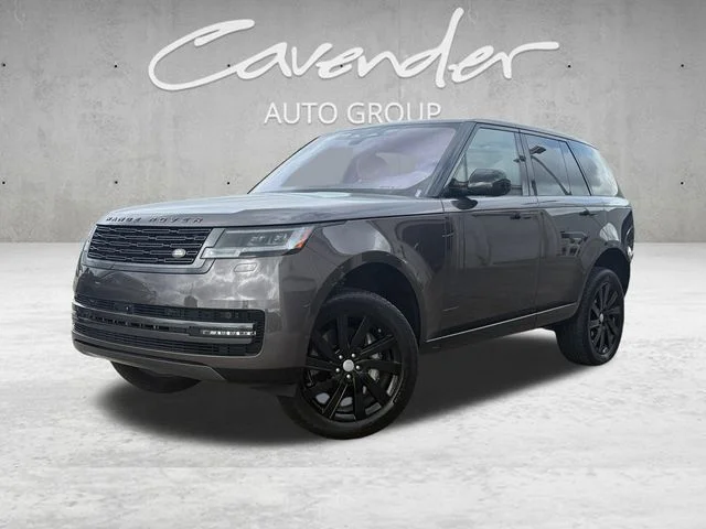 2023 Land Rover Range Rover 3.0 SE SWB's photo