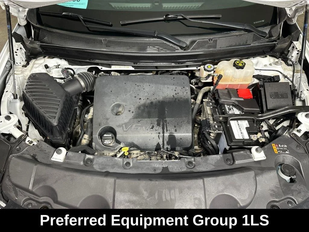Used 2021 Summit White Chevrolet LS image 5
