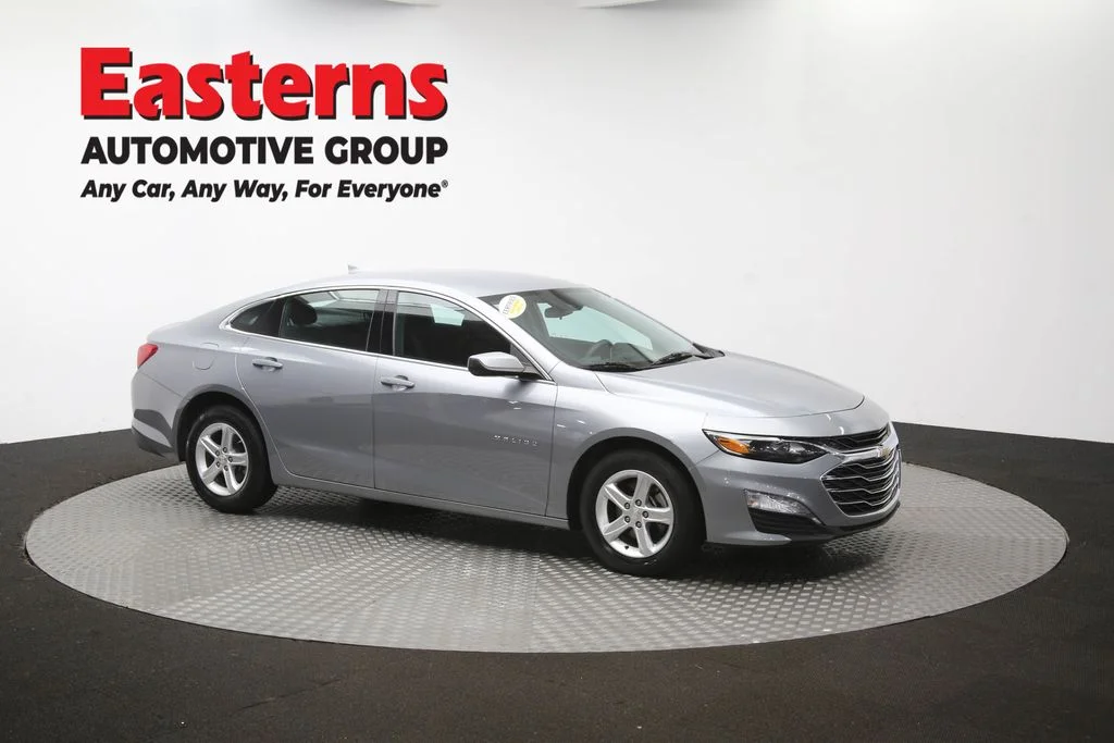 Used 2023 Gray Chevrolet LT image 47