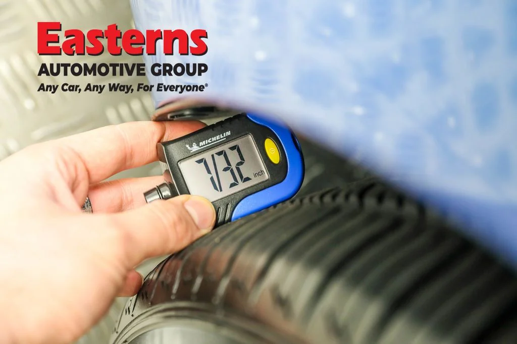 Used 2023 Blue Nissan 1.6 SV image 27