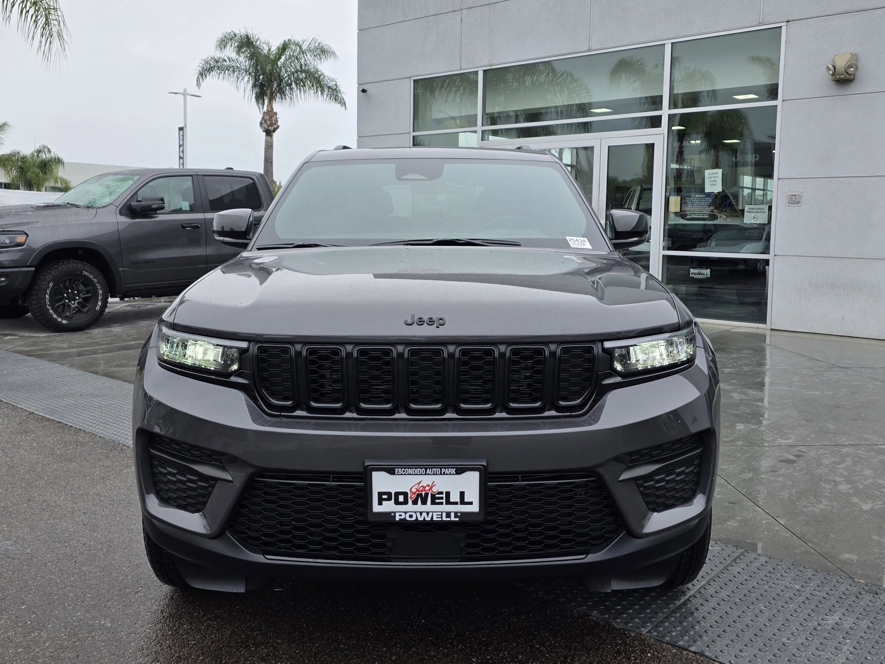 New 2025 Gray Metallic Jeep Altitude X image 7