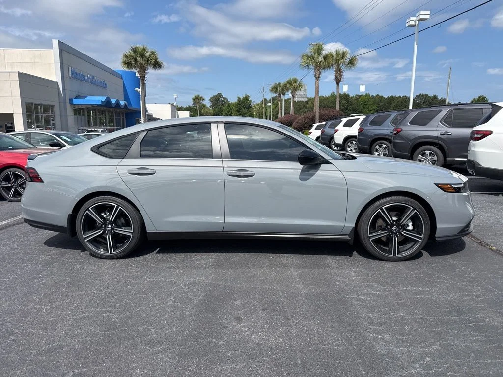 New 2026 Urban Gray Pearl Honda Sport image 2