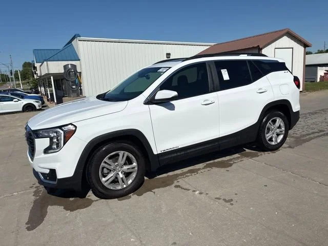 Used 2024 GMC Terrain SLE with VIN 3GKALMEG0RL298496 for sale in Kansas City