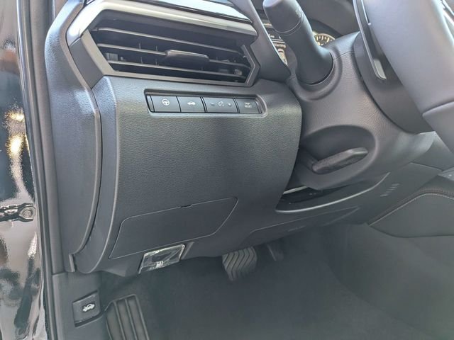 New 2026 Black Nissan 2.5 SR image 16