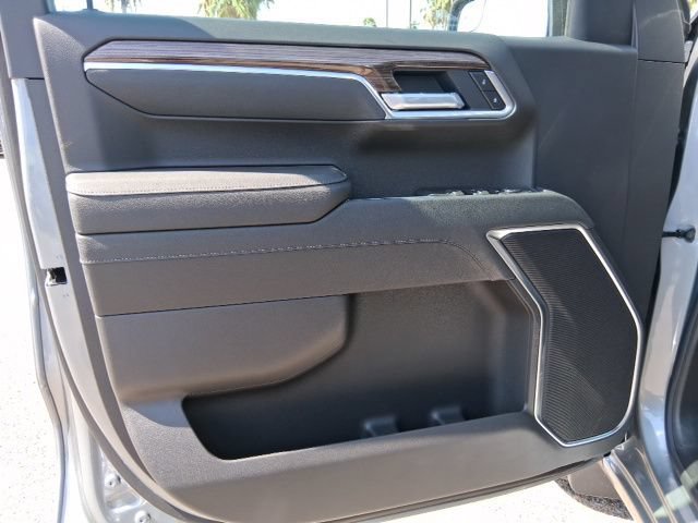 New 2026 Sterling Gray Metallic Chevrolet LT image 13