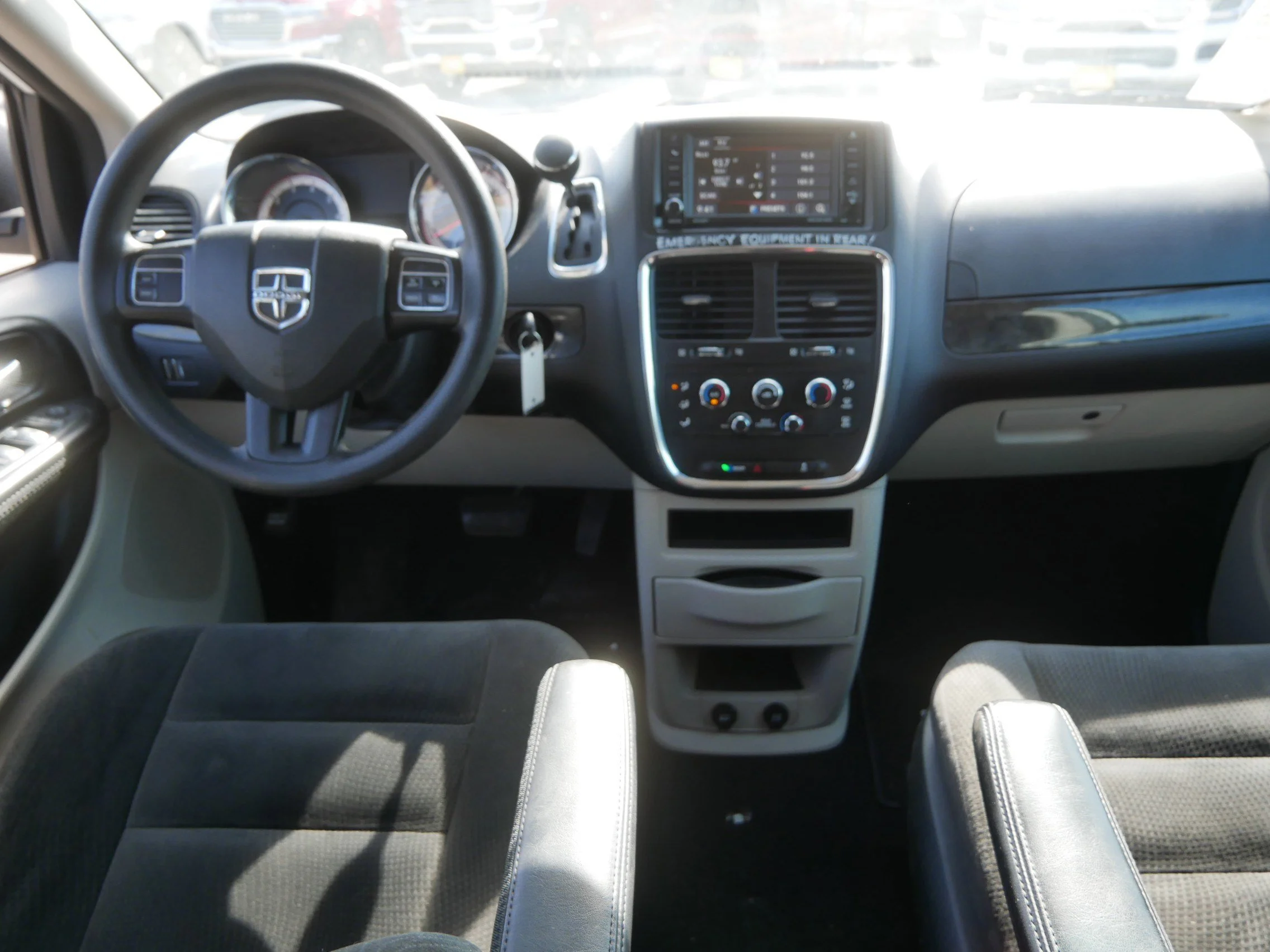Used 2017 White Knuckle Clearcoat Dodge SE image 10