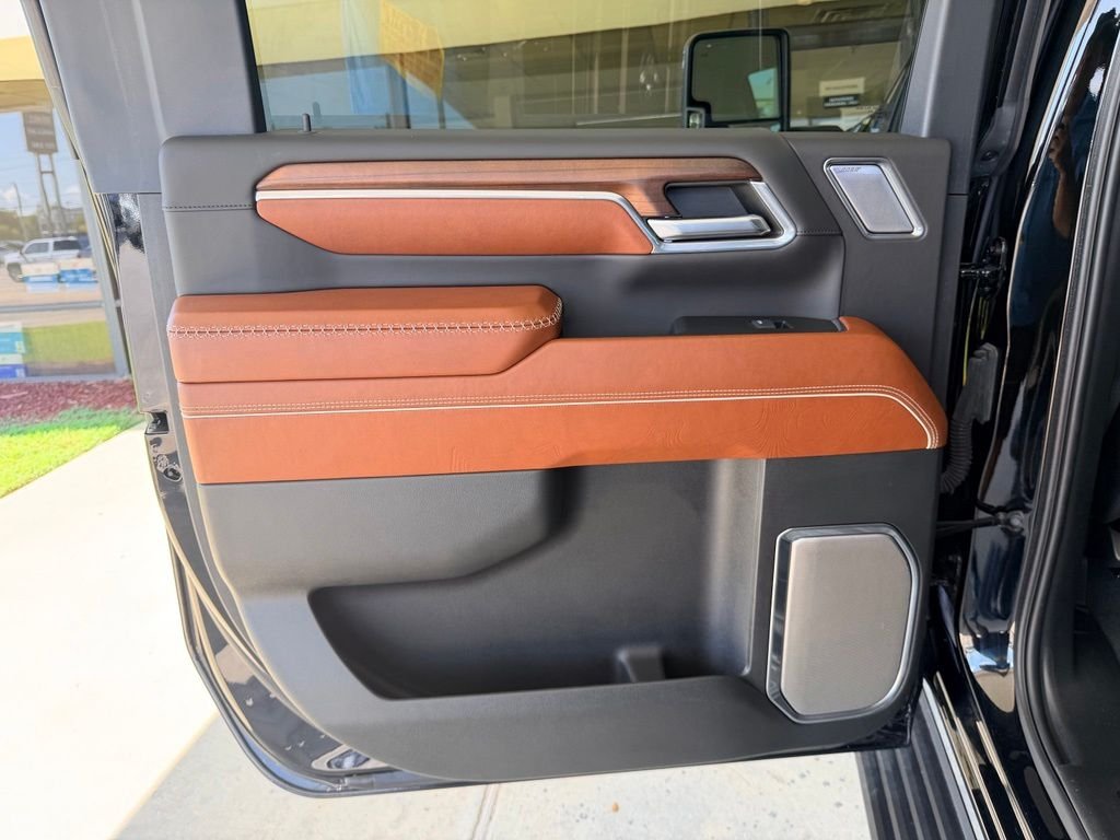 Used 2024 Black GMC Denali Ultimate image 28