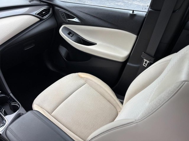 Used 2023 SAPPHIRE METALLIC Buick Preferred image 14