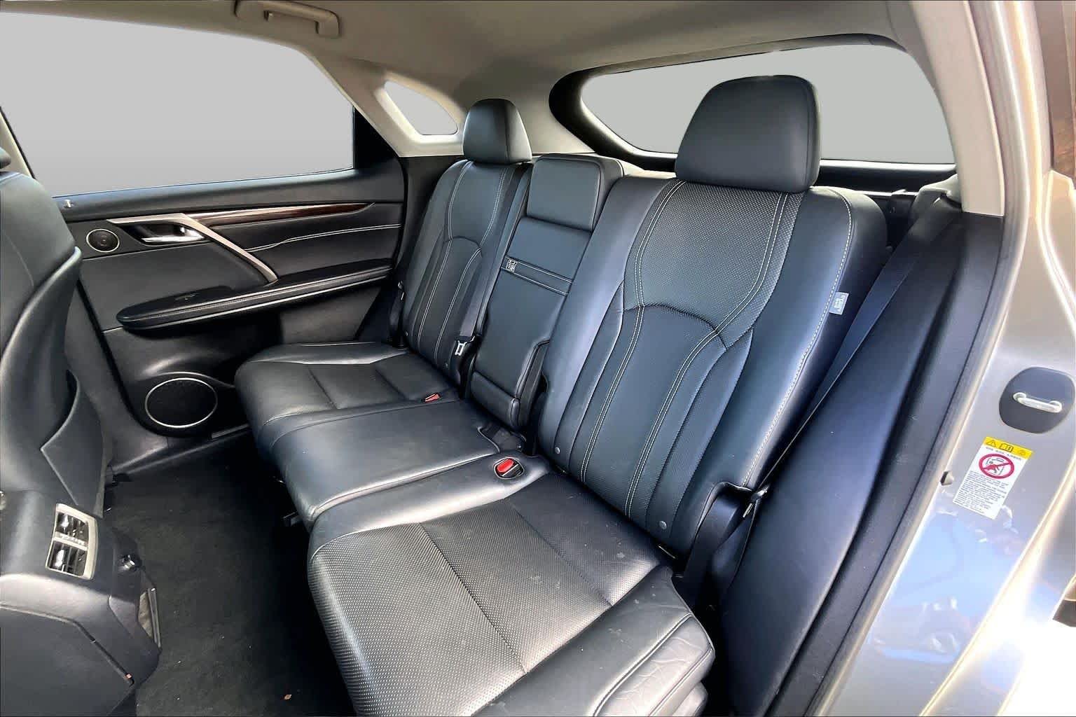 Used 2018 Atomic Silver Lexus  image 21