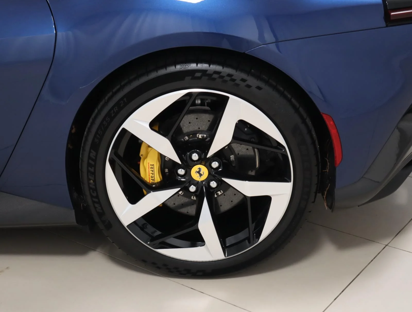 Used 2025 Blu Tour De France Ferrari Coupe image 19
