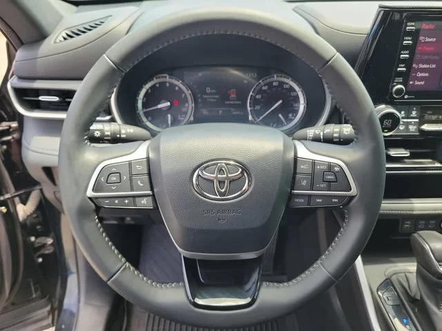 2022 Toyota Highlander XSE - Photo 27