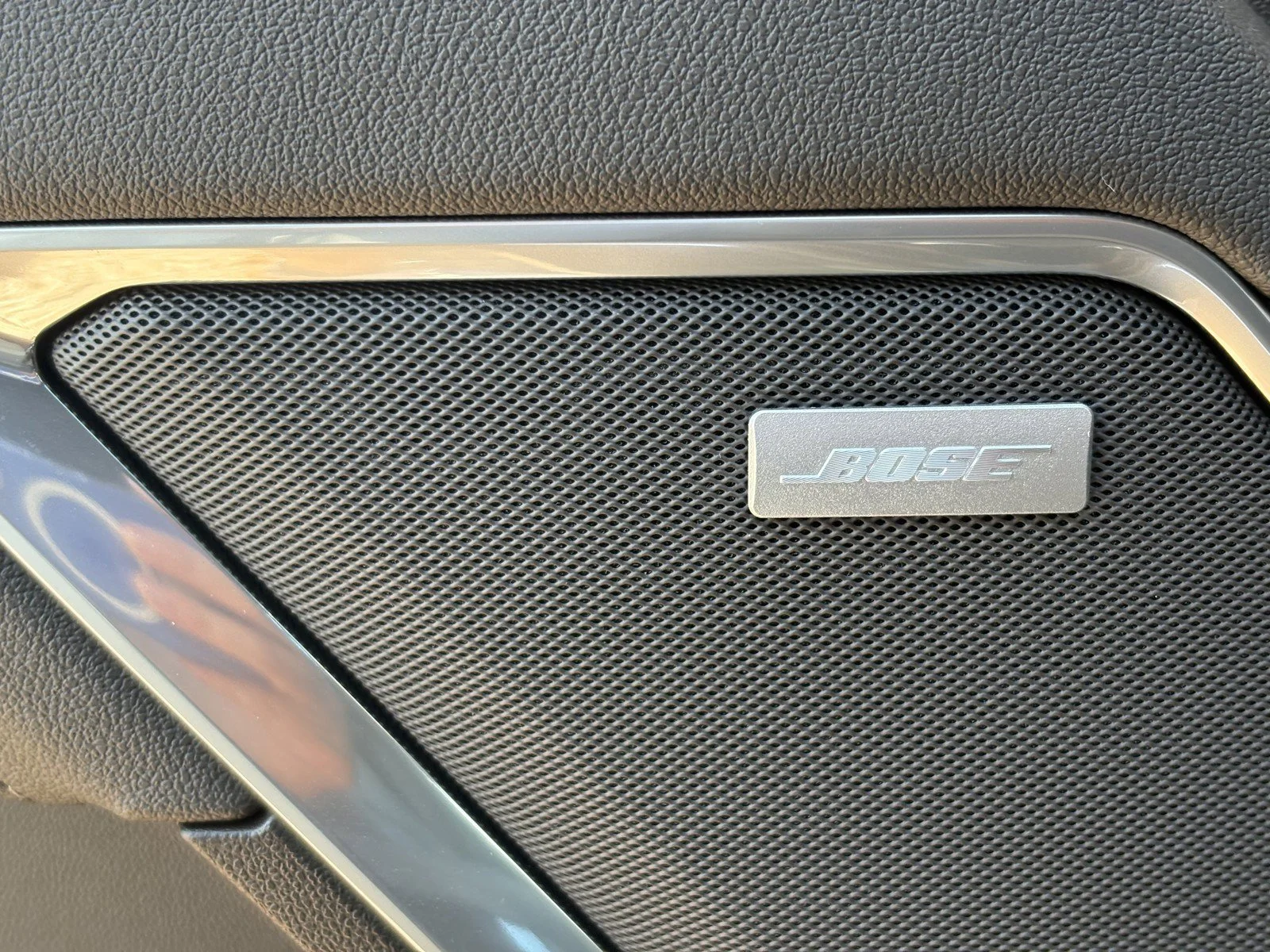 2026 GMC Sierra 1500 SLT - Photo 23