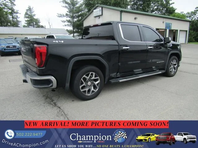 Used 2023 Onyx Black GMC SLT image 4