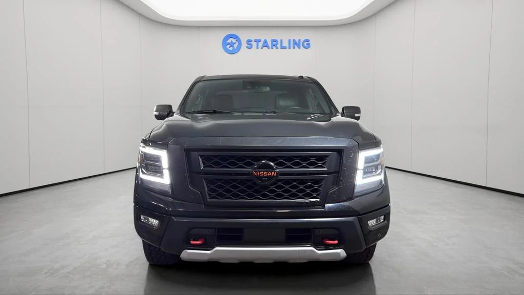 Used 2021 Black Nissan Crew Cab PRO-4X 4x4 image 15