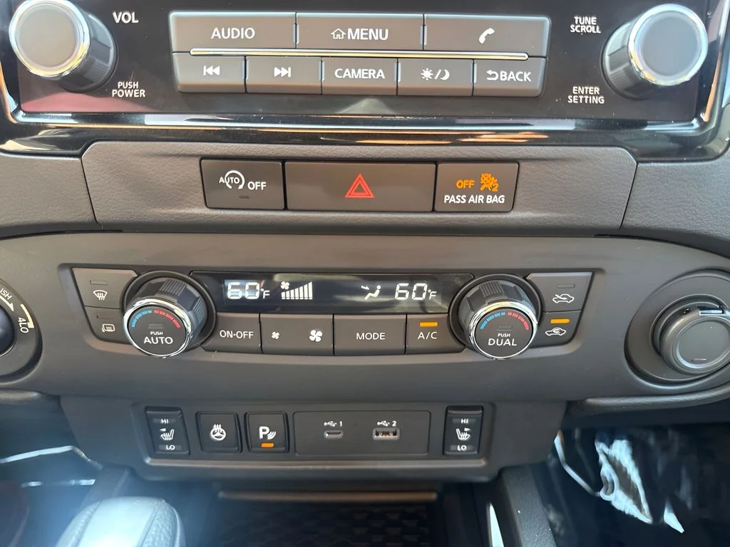 Used 2024 Blue Nissan SL image 14