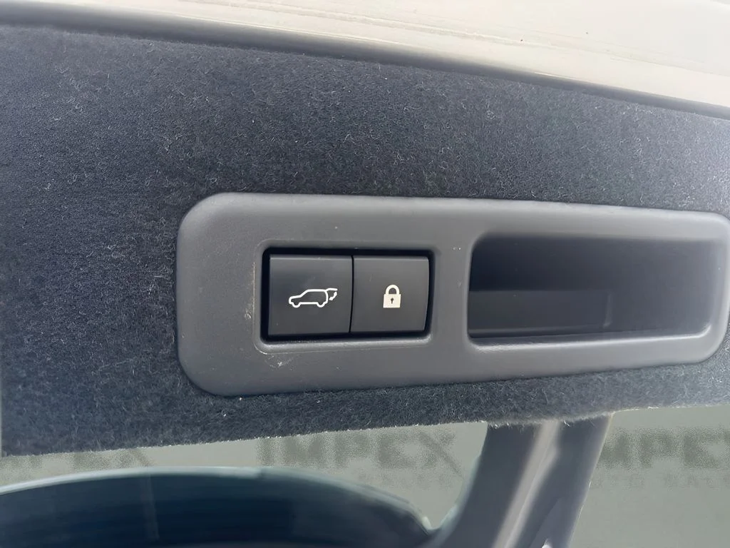 Used 2021 Silver Lexus 450h image 21