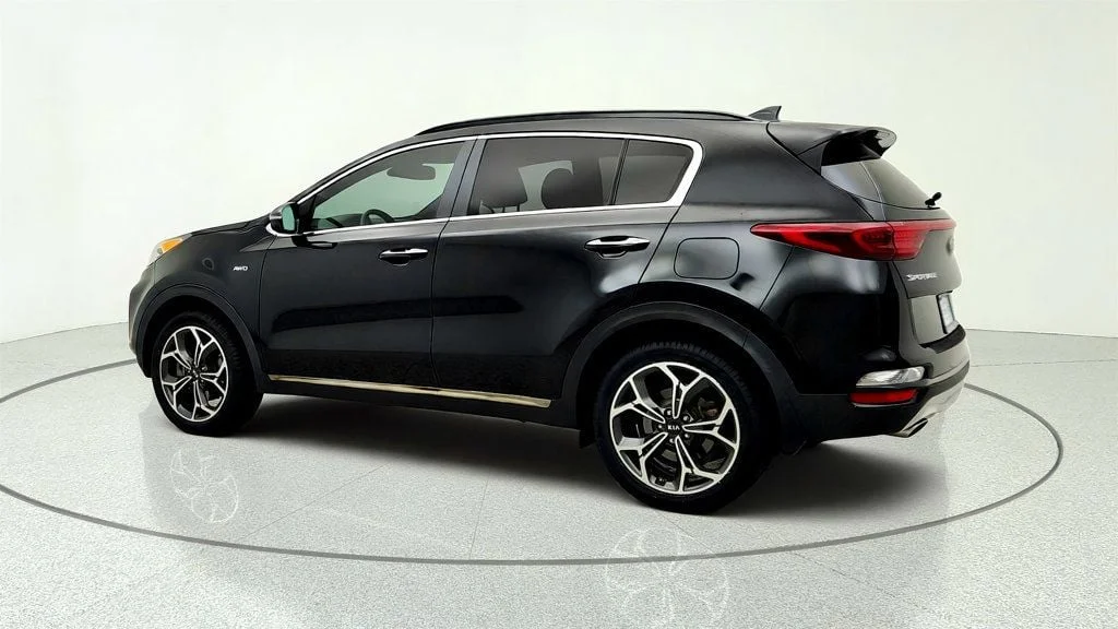 Used 2021 Black Cherry Kia SX Turbo AWD image 7