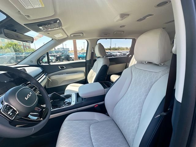 New 2026 Ivory Silver Kia EX image 22