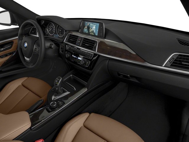 Used 2018 Alpine White BMW 330i image 19