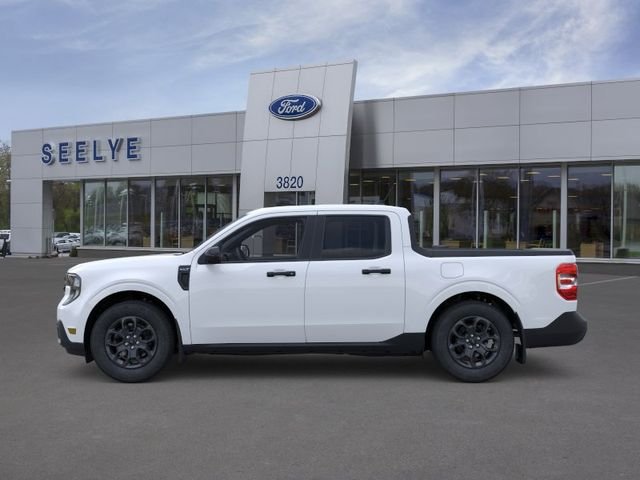 New 2025 White Ford XLT image 3