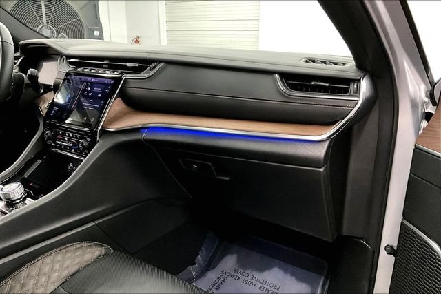 2025 Jeep Grand Cherokee Summit - Photo 19