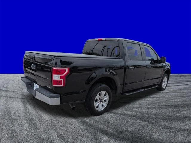 Used 2018 Black Ford XLT image 4