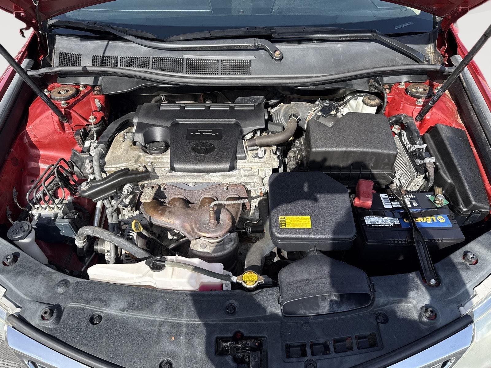 Used 2013 Barcelona Red Metallic Toyota LE image 26