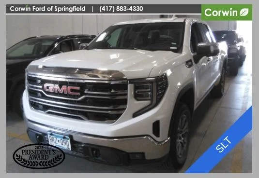 Used 2025 White GMC SLT image 1